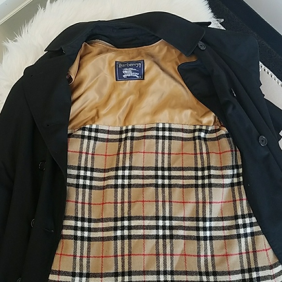 Burberry Jackets & Blazers - Vintage Burberry Trenchcoat